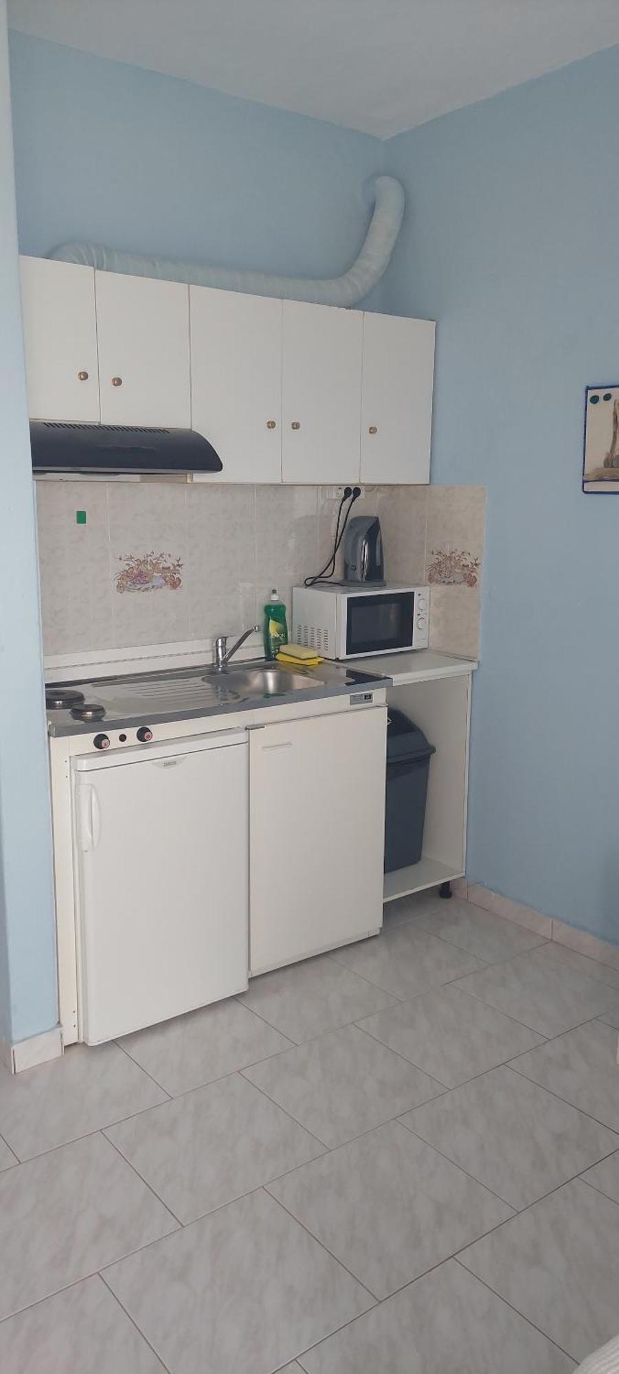 Seaside Studios Paralia Dionysiou Exterior photo