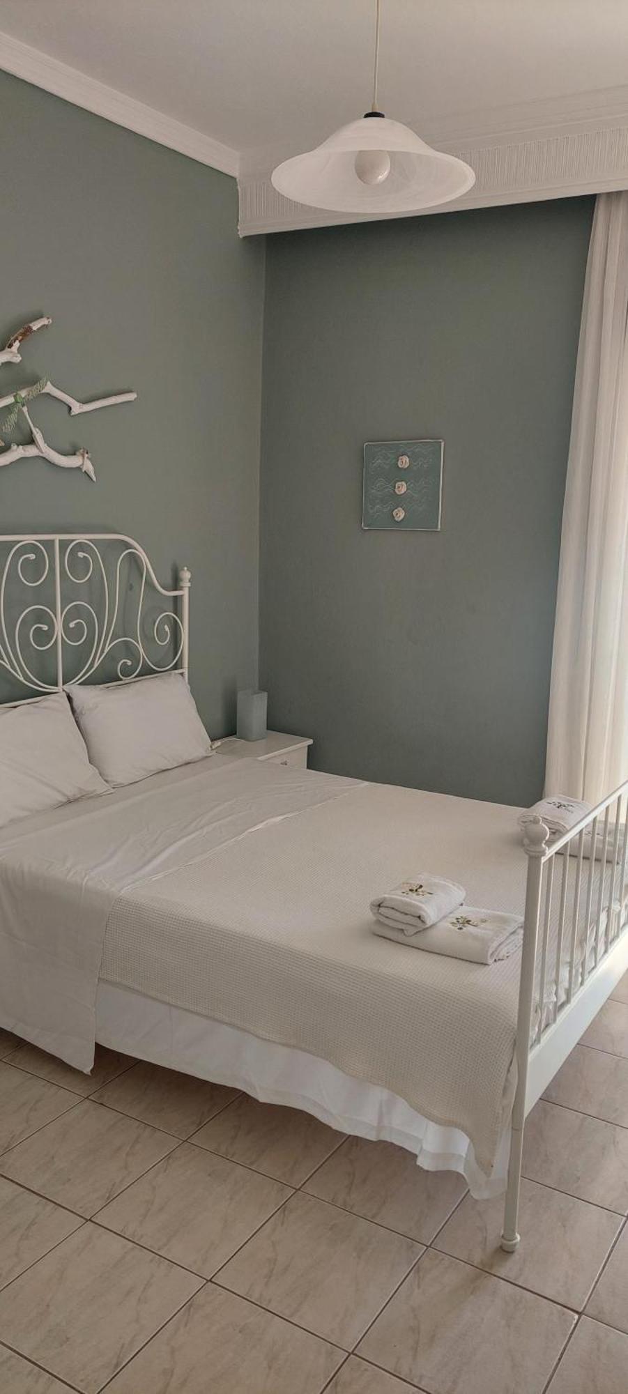 Seaside Studios Paralia Dionysiou Exterior photo
